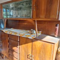 Credenza