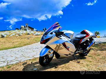 suzuki gsx1300 hayabusa 