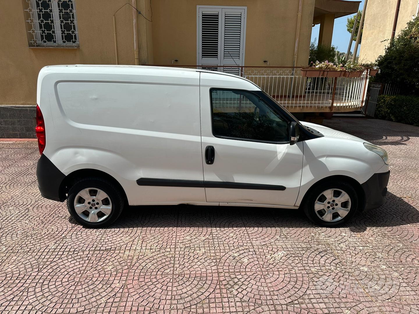 Fiat Doblo 2013 photo 3