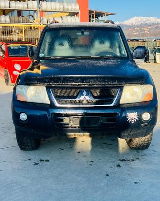 Mitsubishi pajero sport