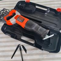 Sega a gattuccio Black and Decker