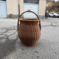 Cesto in vimini vintage