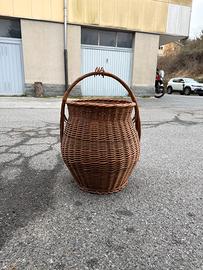Cesto in vimini vintage
