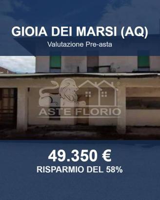 Immobile in asta di 334 m² con box auto a Gioia de