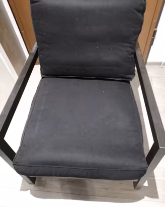 Poltrona Ikea leggermente a dondolo