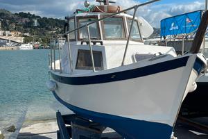 Barca gozzo pilotina