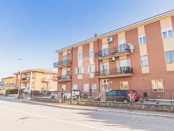 5 LOCALI A SOMMACAMPAGNA