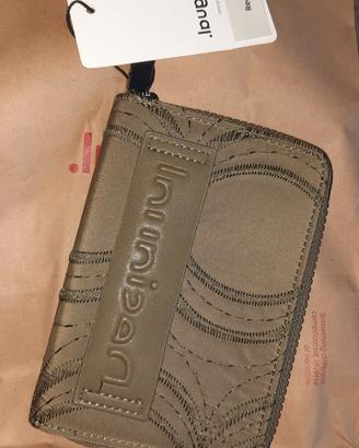 portafoglio disegual verde militare 