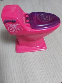 toilette per barbie 