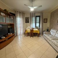 5 LOCALI A LANZO TORINESE