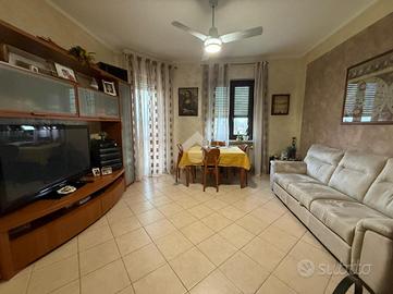 5 LOCALI A LANZO TORINESE