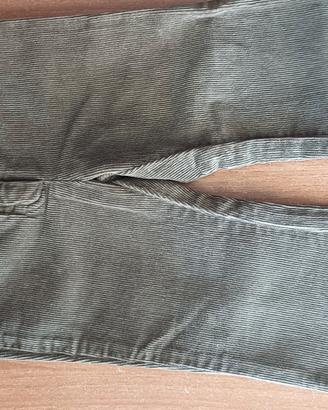  pantaloni in velluto united colors of Benetton