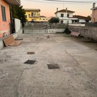 Terreno per casa mobile con fogna, luce e acqua
