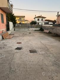 Terreno per casa mobile con fogna, luce e acqua