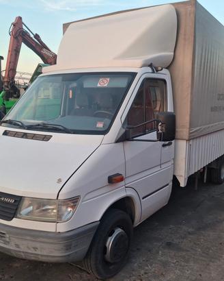 Mercedes Sprinter anno 1999 ricambi usati