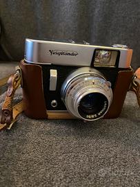 Macchina fotografica vintage Voigtlander Vito C