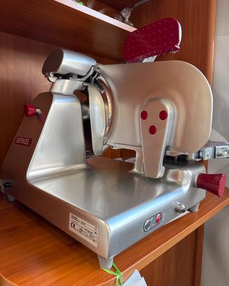 Attrezzatura completa salumeria