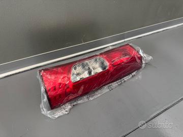 Faro posteriore Mercedes benz citan