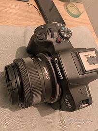 Canon Eos r50 content creator kit + accessori