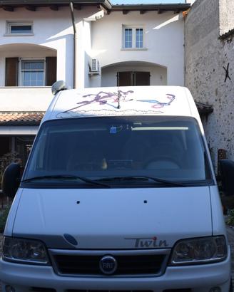 Van puro accessoriato di tutto