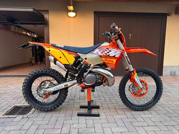 Ktm exc 250 2T factory edition 2011