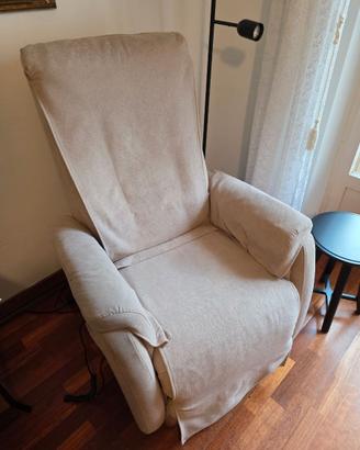 Poltrona elettrica relax alzapersona a due motori