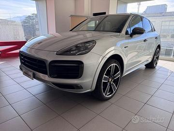 Porsche Cayenne 3.0 V6 E-HYBRID