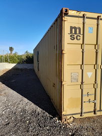 Container