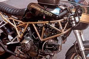 Ducati 900 SS - 2003