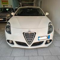 Alfa Romeo Giulietta 1.6 JTDm-2 105 CV Exclusive