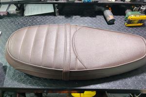 sella Triumph Bonneville marrone 