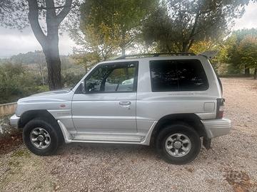 Pajero 2.5 Gls target autocarro