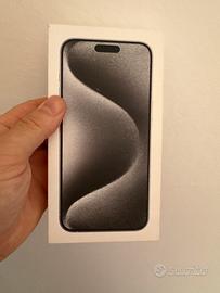 Iphone 15 pro max 256 bianco