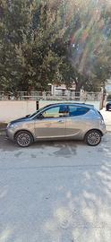 Lancia Ypsilon GPL