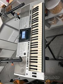 Tastiea Yamaha  psr 3000