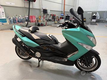 Yamaha T-max 500 2010 carene nuove gomme antifurto