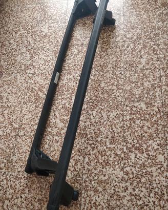 Barre auto MENABO. Yaris 5 porte. 