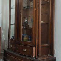 Vetrina in legno massello