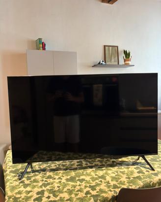 **Samsung 43" UE43CU7170UXZT –Smart TV 4K UHD €220