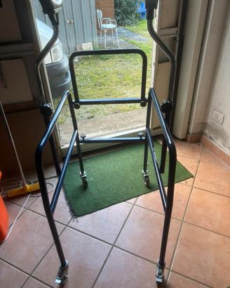 Deambulatore ascellare