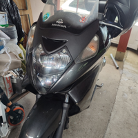 Honda silver Wing 400