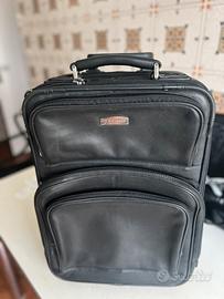 Trolley pirta PC in pelle nera* I Santi*