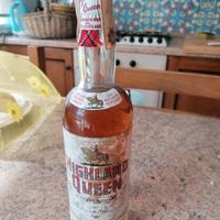 Highland Queen Blended Scotch Whisky Macdonald & M