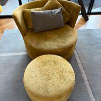 Poltrona Art Nova con pouf – ritiro entro oggi