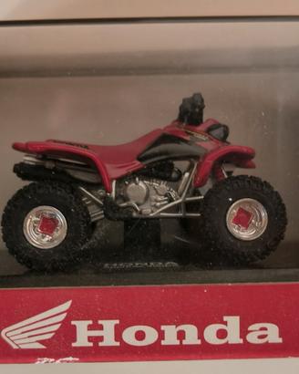 Riproduzione del quad Honda Sportrax 400EX