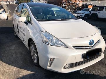 TOYOTA PRIUS + 2017