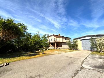 VILLA SINGOLA A FOGGIA
