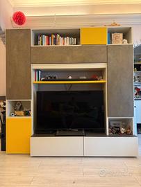 Parete attrezzata moderna