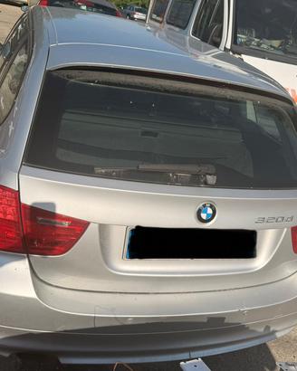 RICAMBI E MOTORE BMW 320D N47D20C