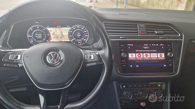 Volkswagen Tiguan 2.0 TDI DSG 4MOTION Executive:
